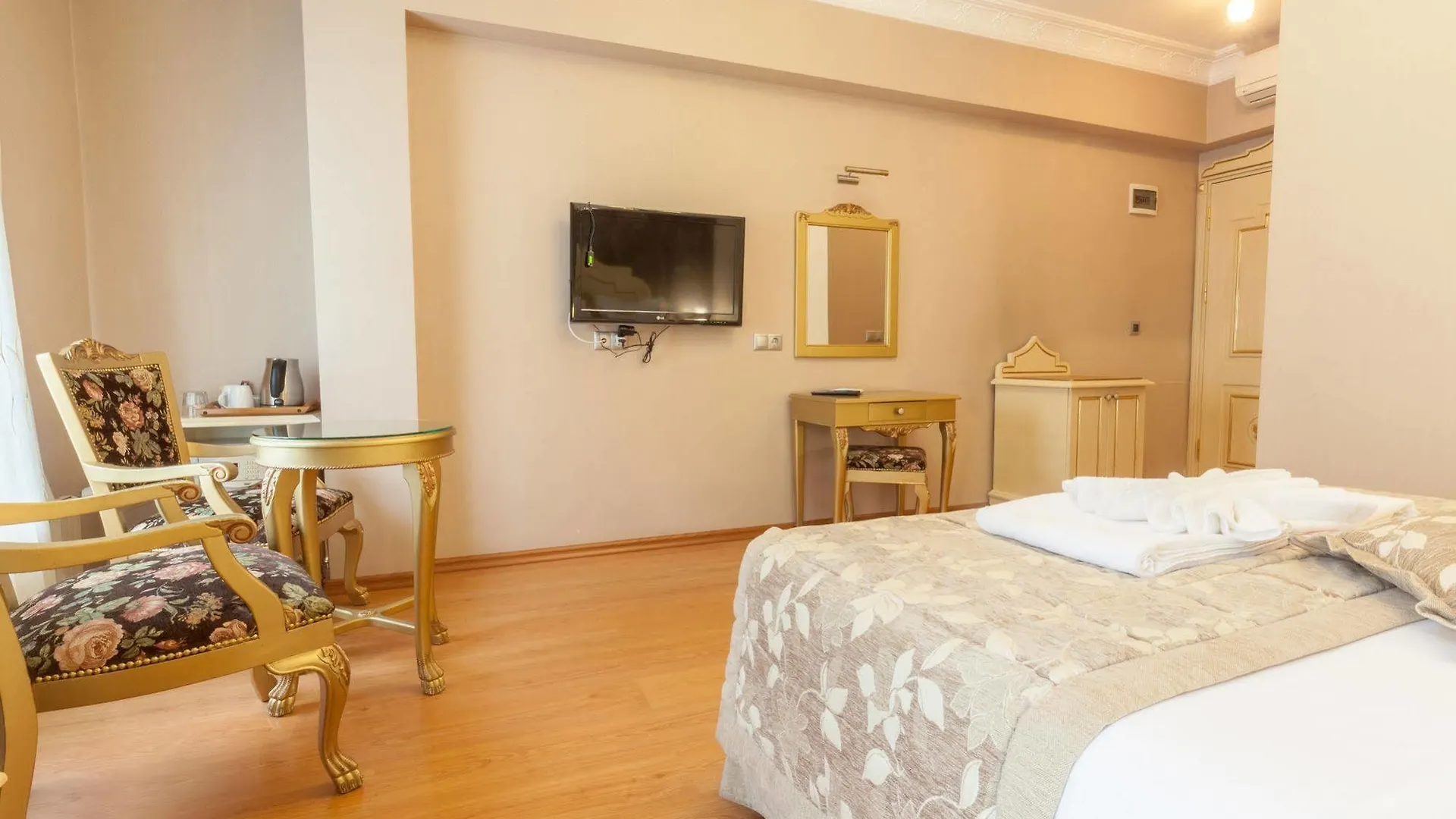 Saba Sultan Hotel Istanbul Turkey